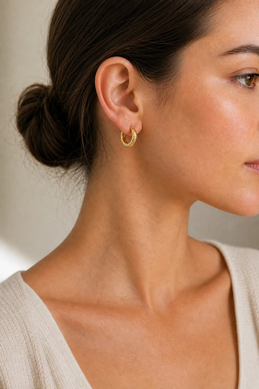 Textured hoop on-ear