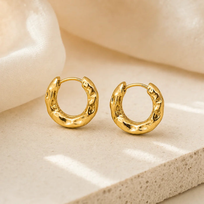 Lune Textured Huggie Hoops
